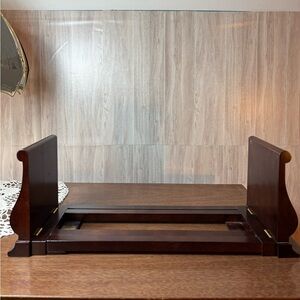 The Bombay Company Mahogany Wooden Adjustable Bookends With Hinged Folding Ends